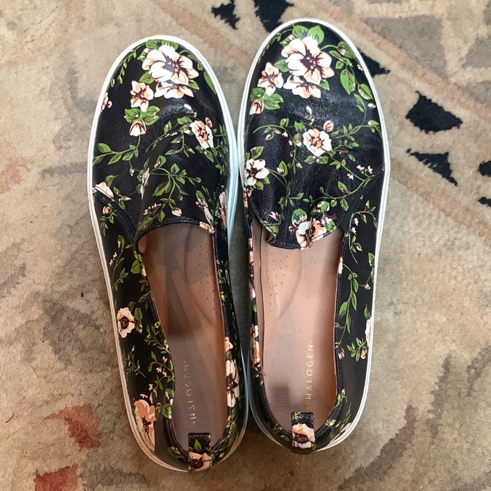 Halogen Size 11 slip on sneaker